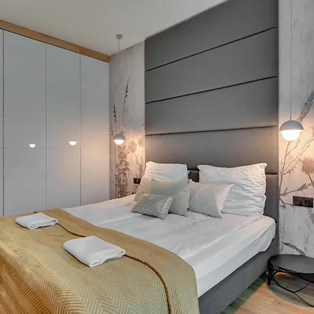 Grand Wave- Na Fali *