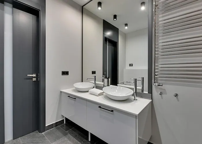 Grand Apartments Wave- Na Fali Apartment *